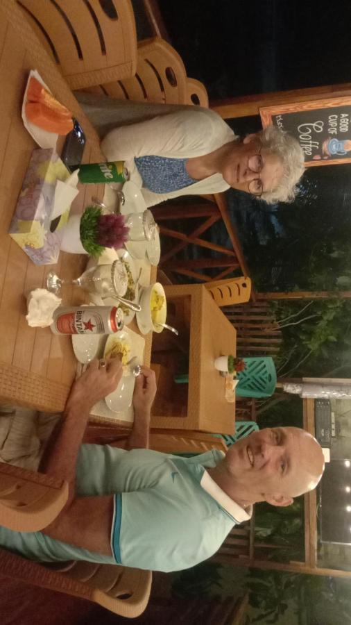 Yohana Cottage Tual Екстер'єр фото