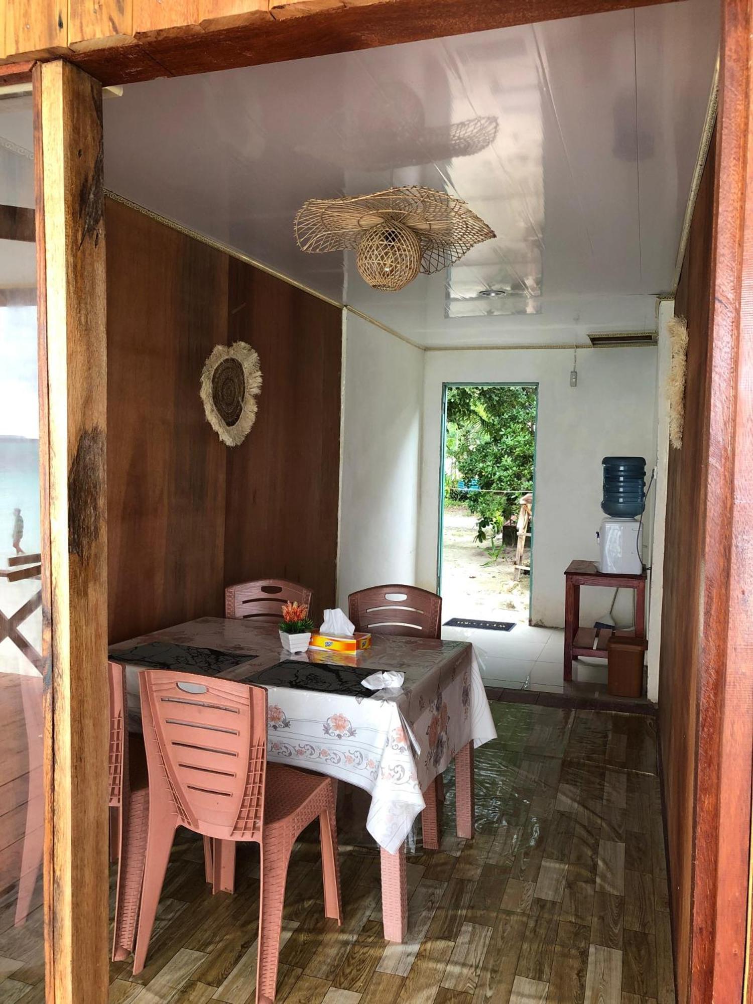 Yohana Cottage Tual Екстер'єр фото