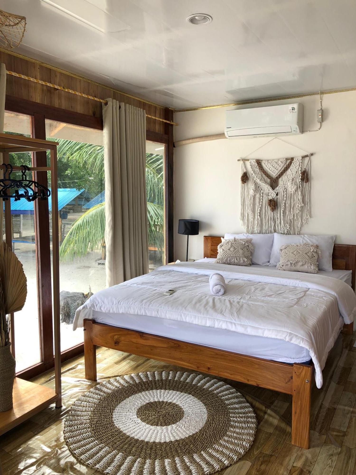 Yohana Cottage Tual Екстер'єр фото